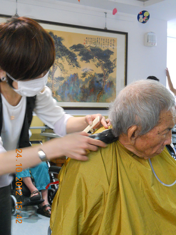 愛心義剪 造型百變