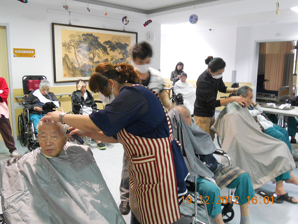 愛心義剪 造型百變