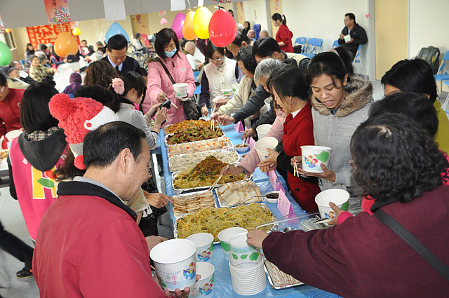 迎新送舊圍爐暨生日餐會