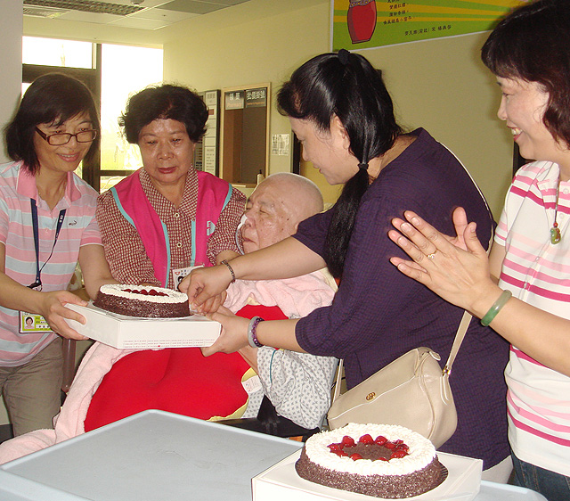 粽葉飄香慶端午暨生日會