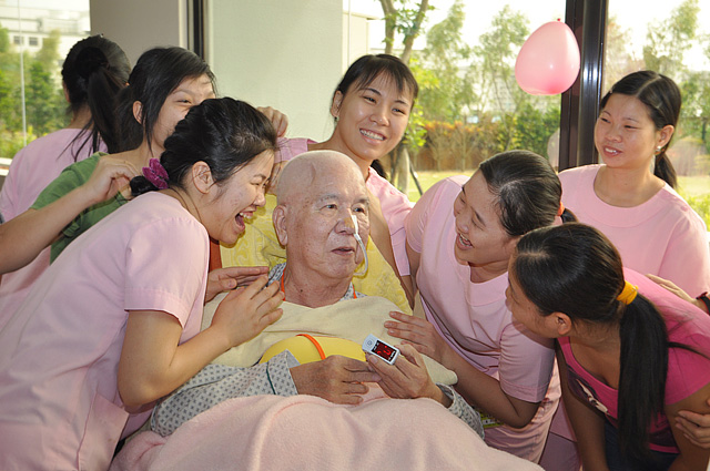 中秋佳節樂團圓暨生日會