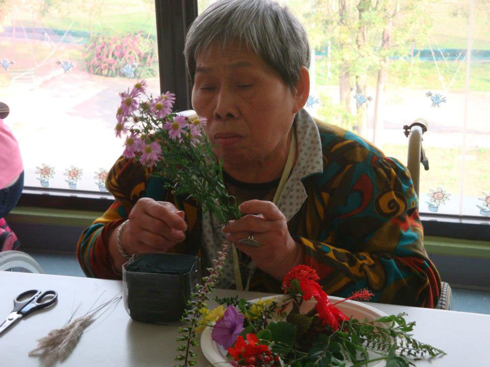 弘光科技大學老人福利與事業系所-花言花語.綠生活