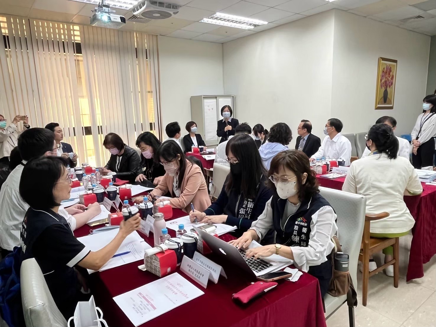 立法院環衛會考察敬德護理之家